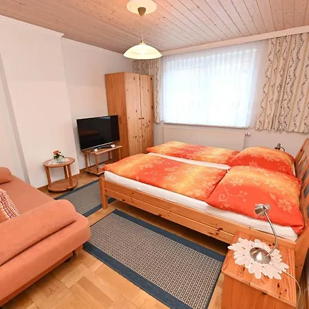 Homestay szállás Privatzimmervermietung Fiausch *